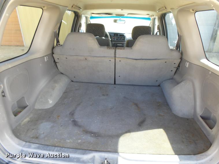 image for item DB1987 2000 Nissan Xterra SUV