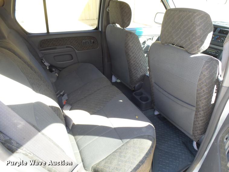 image for item DB1987 2000 Nissan Xterra SUV