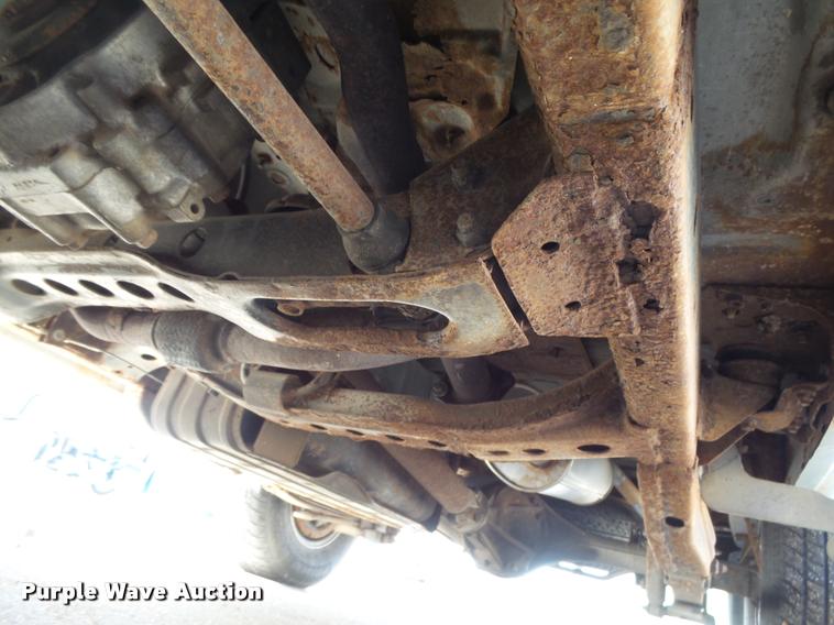 image for item DB1987 2000 Nissan Xterra SUV