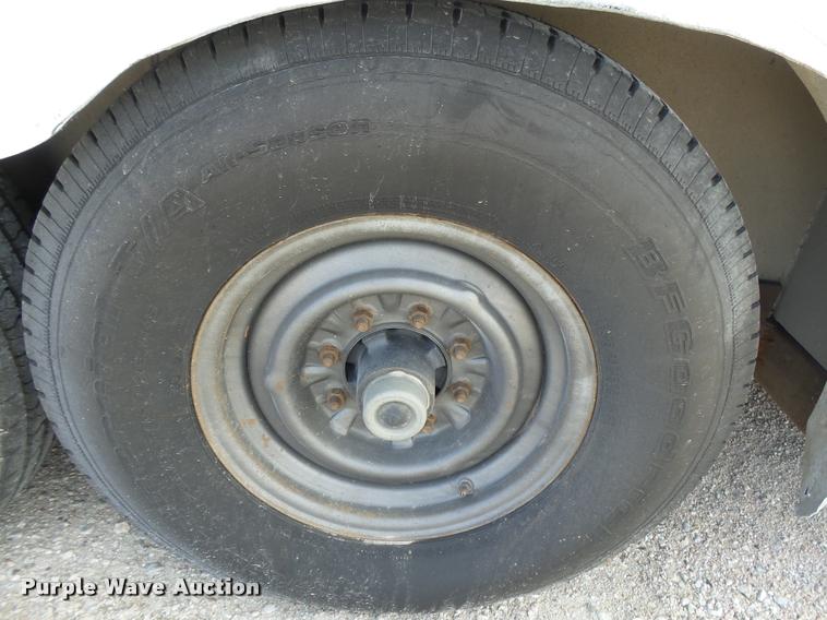 image for item DB1988 1987 Featherlite enclosed cargo trailer