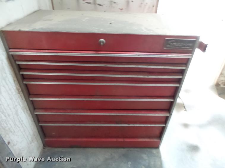 image for item DB1988 1987 Featherlite enclosed cargo trailer