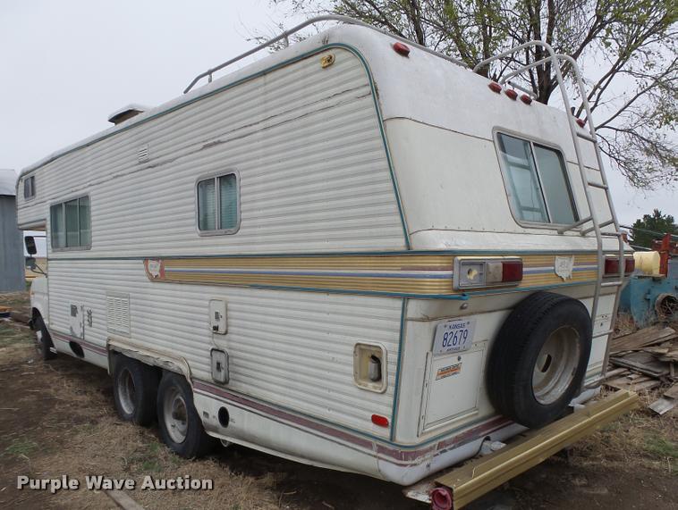 image for item DB1999 1977 Ford Holiday Rambler RV