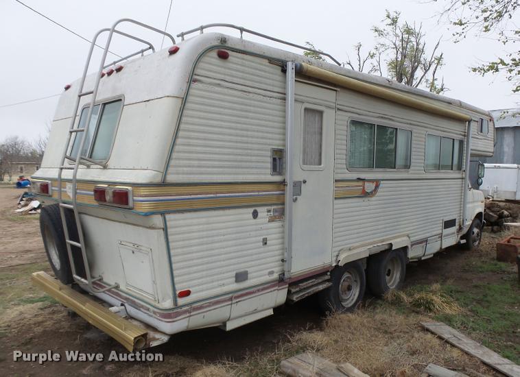 image for item DB1999 1977 Ford Holiday Rambler RV