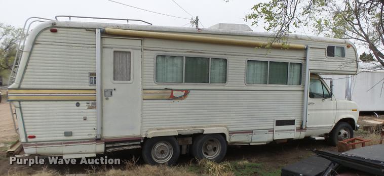image for item DB1999 1977 Ford Holiday Rambler RV