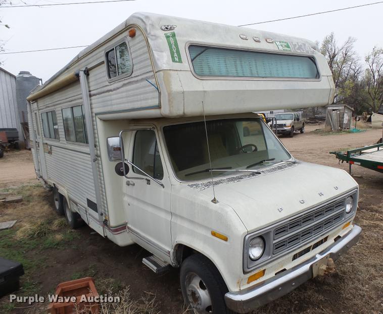image for item DB1999 1977 Ford Holiday Rambler RV