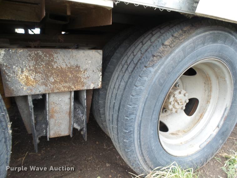 image for item DB1999 1977 Ford Holiday Rambler RV