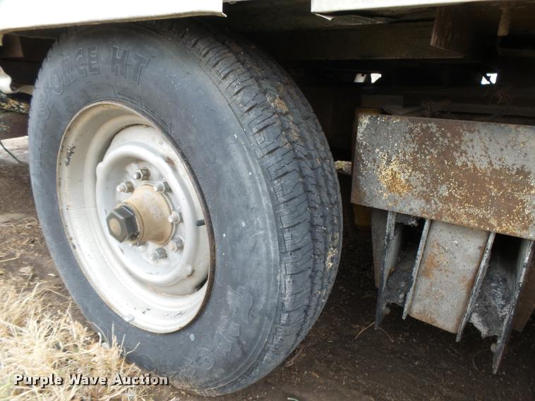 image for item DB1999 1977 Ford Holiday Rambler RV