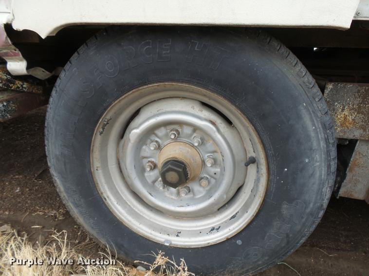 image for item DB1999 1977 Ford Holiday Rambler RV