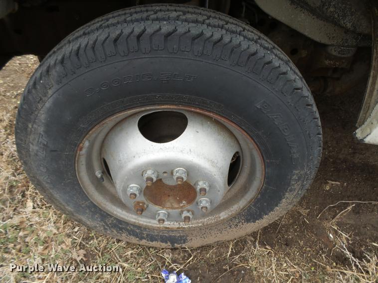 image for item DB1999 1977 Ford Holiday Rambler RV