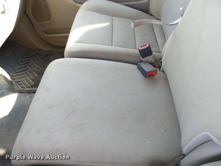 image for item DB2493 2006 Ford F350 Super Duty Crew Cab pickup truck