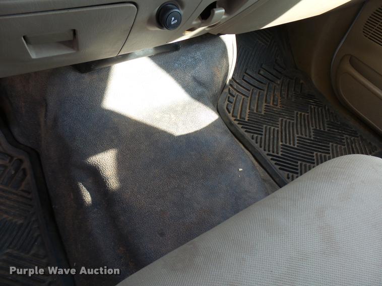 image for item DB2493 2006 Ford F350 Super Duty Crew Cab pickup truck