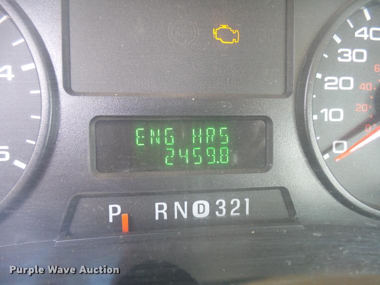 image for item DB2493 2006 Ford F350 Super Duty Crew Cab pickup truck