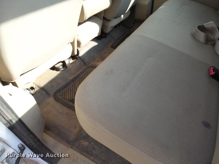 image for item DB2493 2006 Ford F350 Super Duty Crew Cab pickup truck