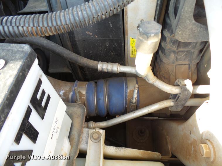 image for item DB2493 2006 Ford F350 Super Duty Crew Cab pickup truck