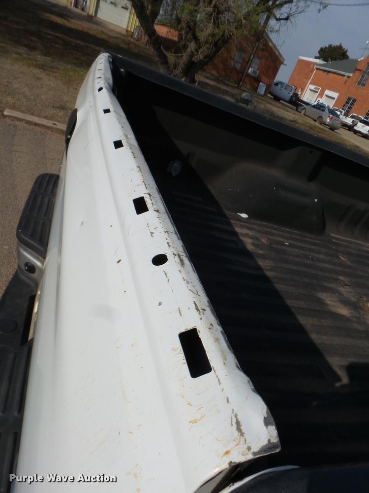 image for item DB2493 2006 Ford F350 Super Duty Crew Cab pickup truck