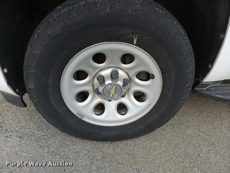 image for item DB2494 2011 Chevrolet Tahoe Police SUV