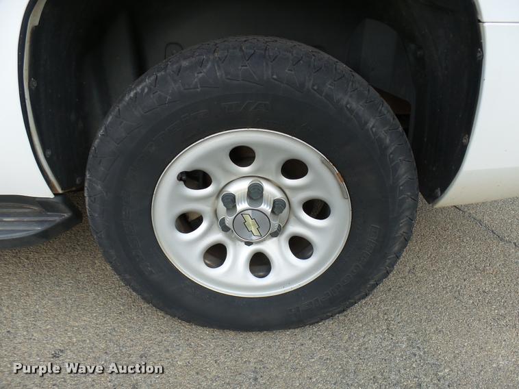 image for item DB2494 2011 Chevrolet Tahoe Police SUV