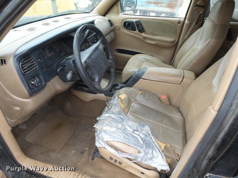 image for item DB2500 1999 Dodge Durango SLT SUV