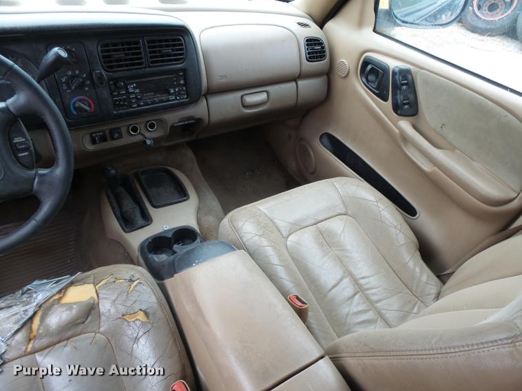 image for item DB2500 1999 Dodge Durango SLT SUV
