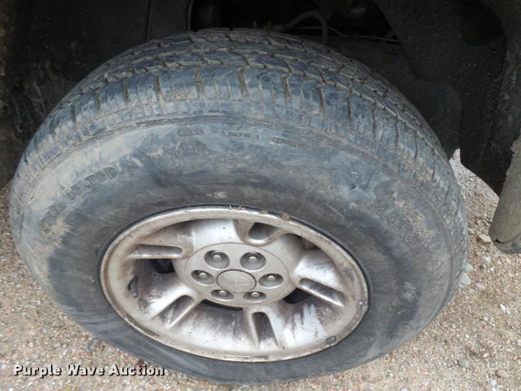 image for item DB2500 1999 Dodge Durango SLT SUV