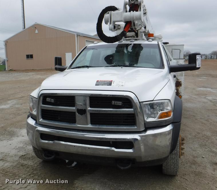 image for item DB3876 2012 Dodge Ram 5500 service truck