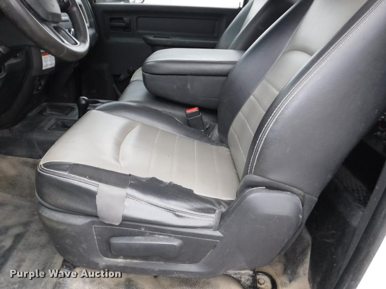 image for item DB3876 2012 Dodge Ram 5500 service truck