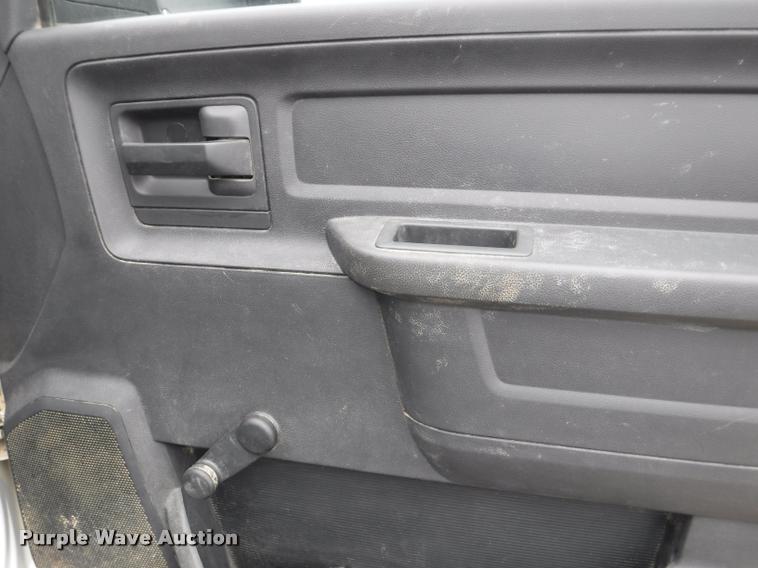 image for item DB3876 2012 Dodge Ram 5500 service truck