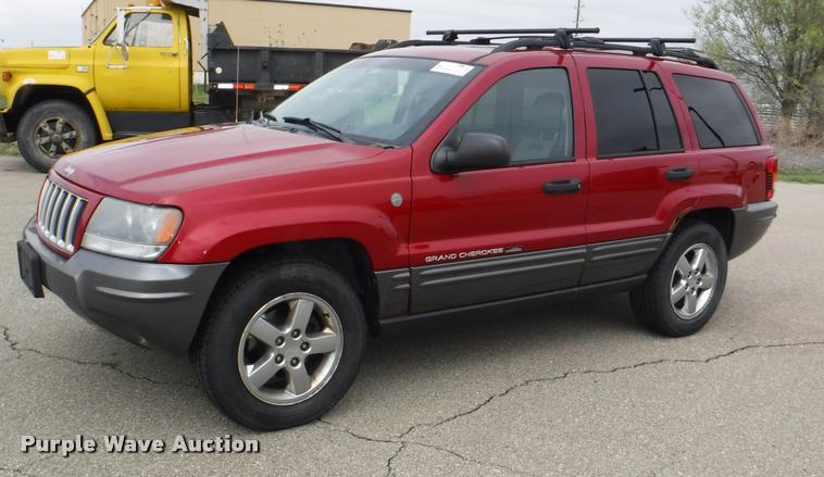 image for item DB3881 2004 Jeep Grand Cherokee Laredo Rocky Mountain Edition SUV