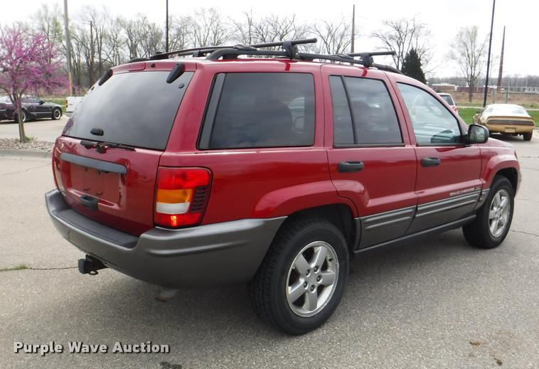 image for item DB3881 2004 Jeep Grand Cherokee Laredo Rocky Mountain Edition SUV