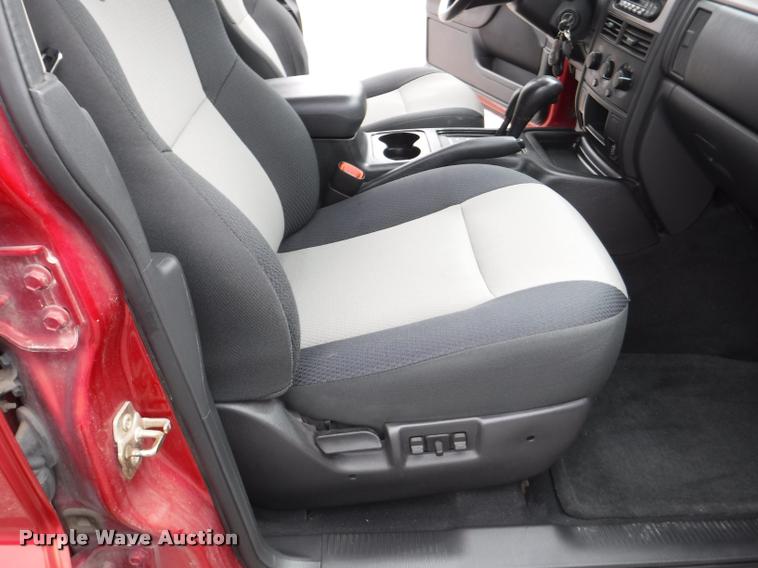 image for item DB3881 2004 Jeep Grand Cherokee Laredo Rocky Mountain Edition SUV