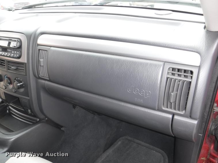 image for item DB3881 2004 Jeep Grand Cherokee Laredo Rocky Mountain Edition SUV