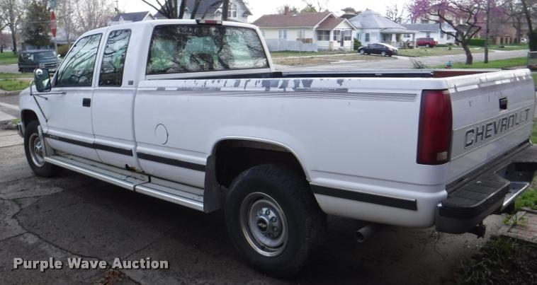 image for item DB3884 1994 Chevrolet 2500HD Ext. Cab pickup truck