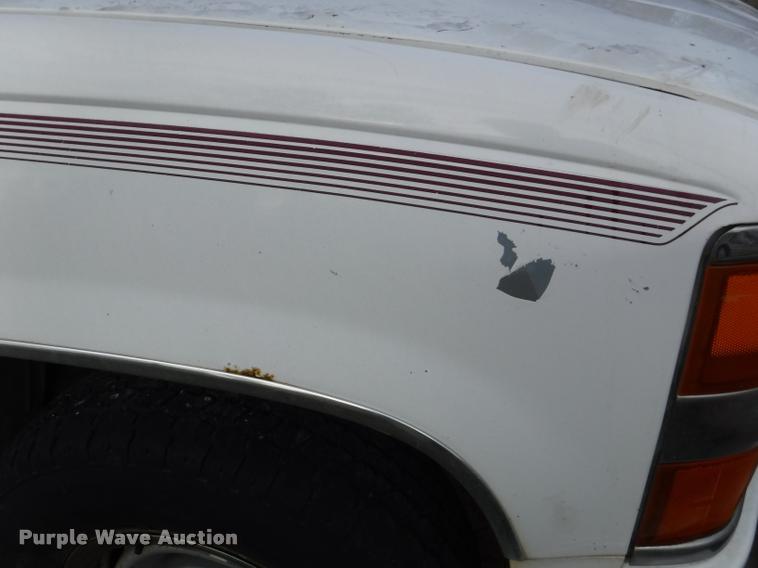 image for item DB3884 1994 Chevrolet 2500HD Ext. Cab pickup truck