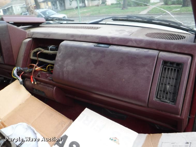 image for item DB3884 1994 Chevrolet 2500HD Ext. Cab pickup truck