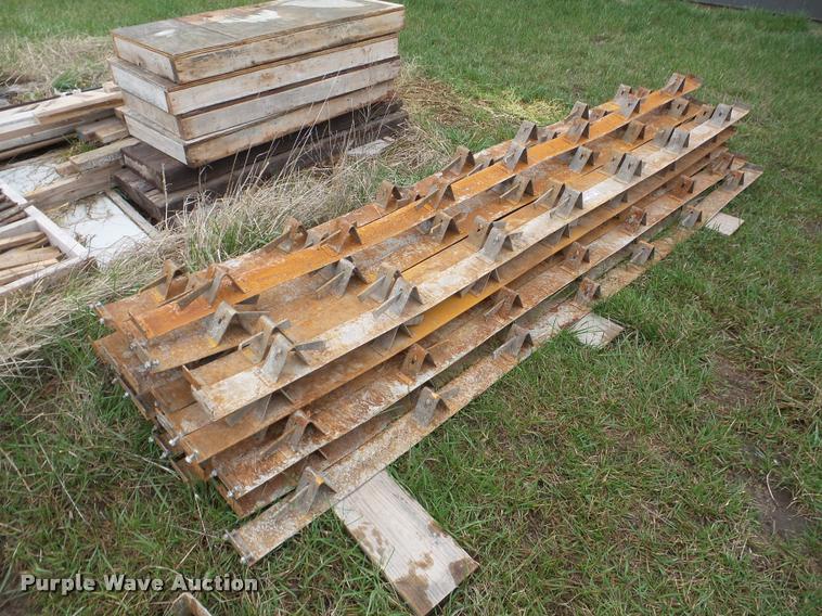 image for item DF9664 Approximately 30 concrete flex forms