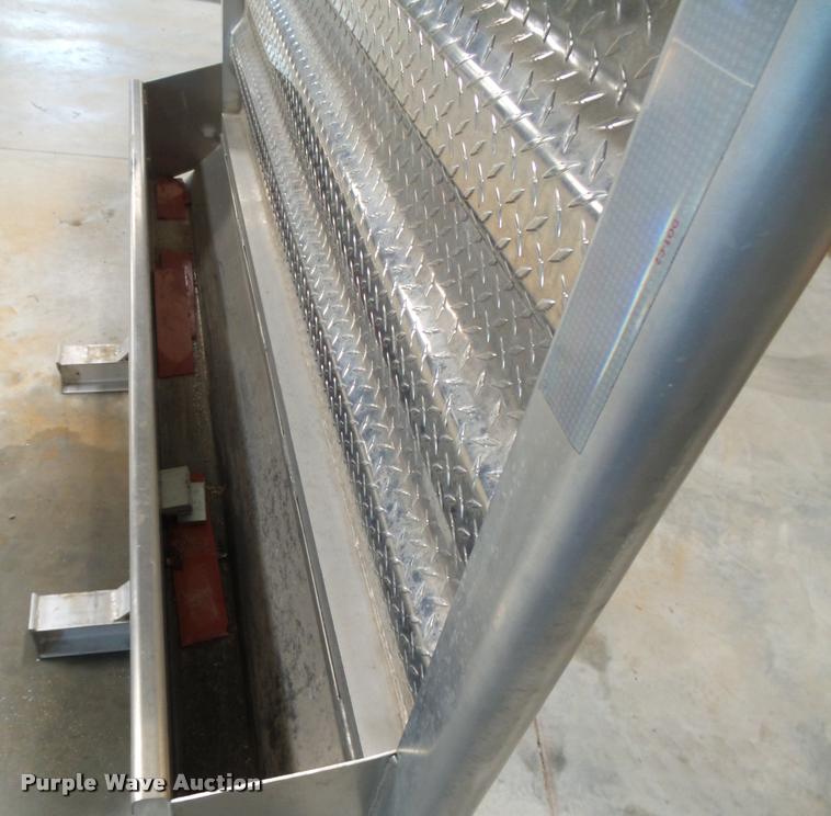 image for item DI9594 Merritt aluminum semi headache rack