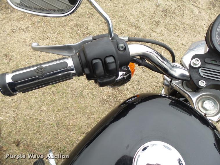 image for item DI9704 1998 Harley Davidson XLH 883 Sportster motorcycle