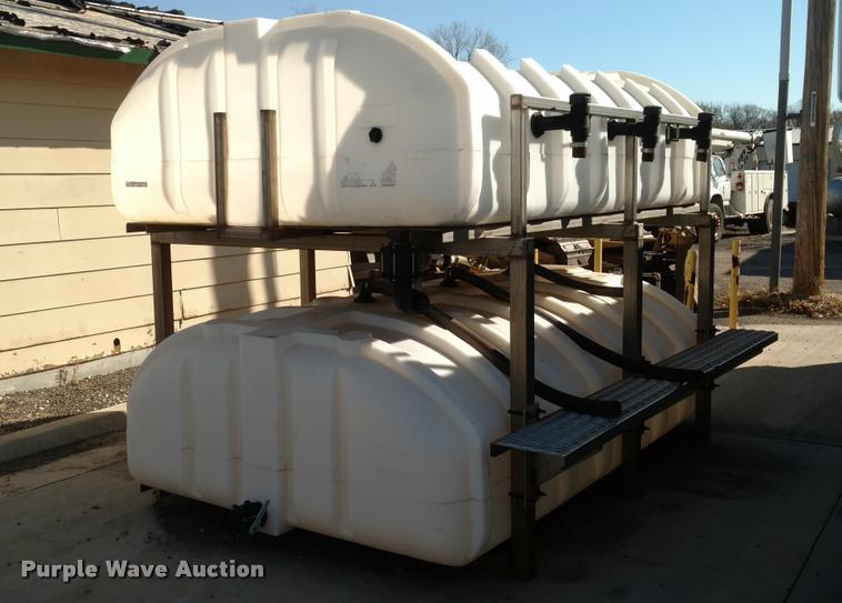 image for item DI9758 1999 Sprayer Specialties salt brine mixer