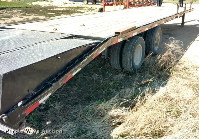 image for item DI9767 2013 Travalong equipment trailer