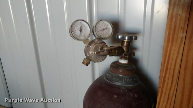 image for item DI9784 Miller Millermatic 252 Mig welder