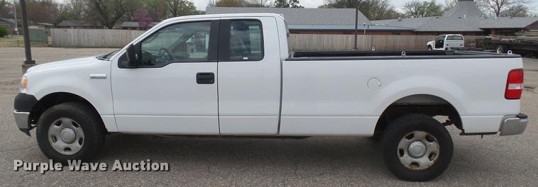 image for item DS9167 2005 Ford F150 SuperCab pickup truck