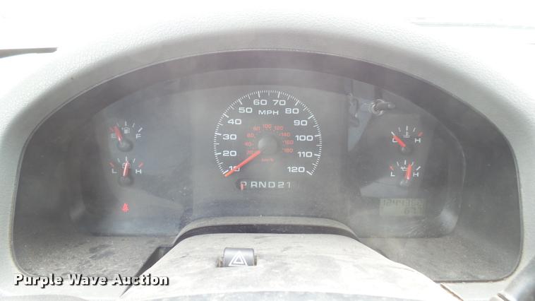 image for item DS9167 2005 Ford F150 SuperCab pickup truck