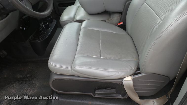 image for item DS9167 2005 Ford F150 SuperCab pickup truck