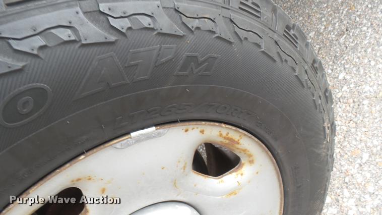 image for item DS9167 2005 Ford F150 SuperCab pickup truck