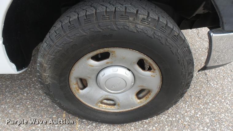 image for item DS9167 2005 Ford F150 SuperCab pickup truck