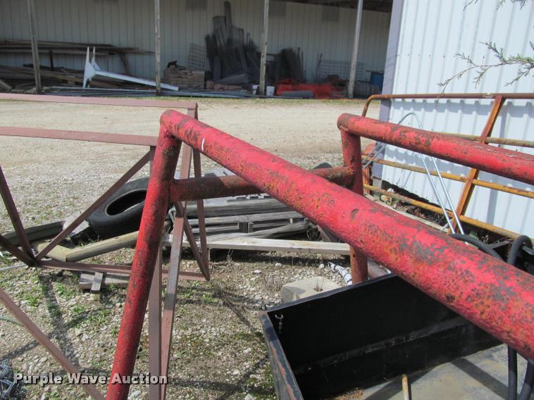 image for item DT9182 (2) steel fuel tanks