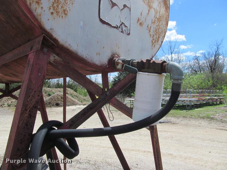 image for item DT9183 Steel fuel tank