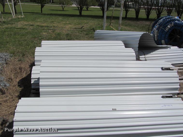 image for item DT9184 Approximately 10 roll up garage doors