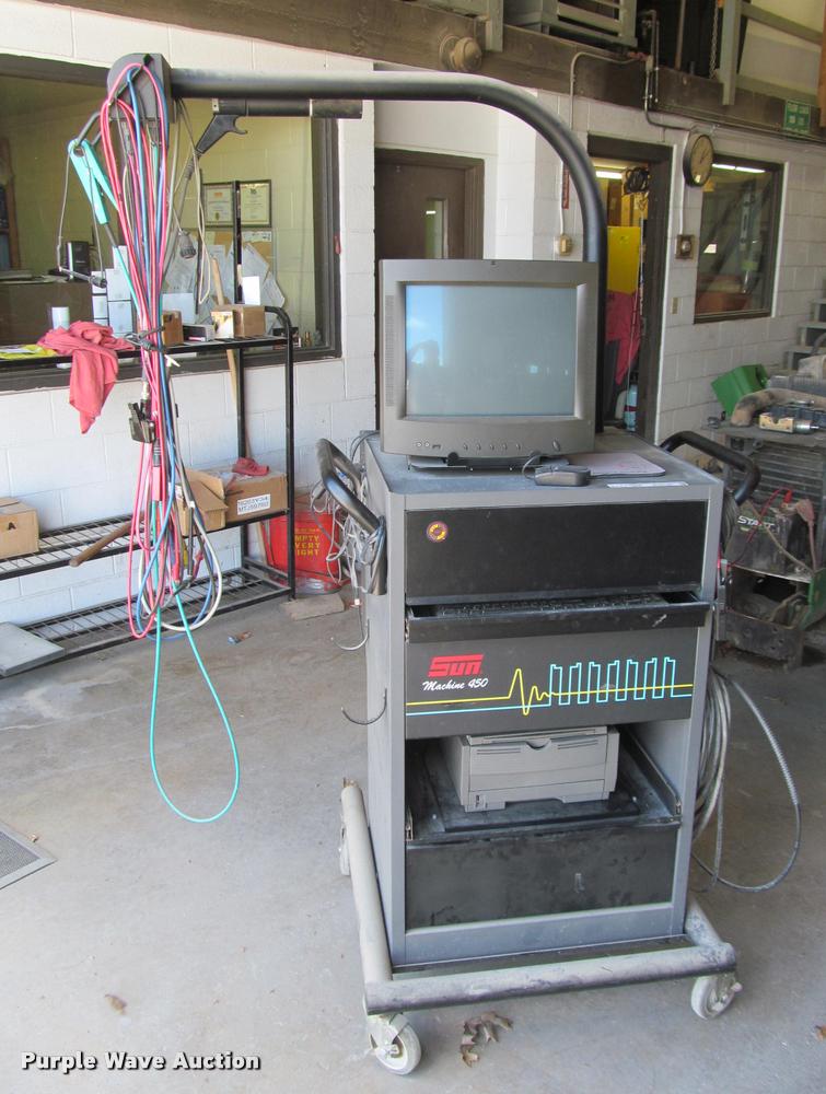 Sun Machine 450 diagnostic machine in Chanute, KS Item DT9185 sold