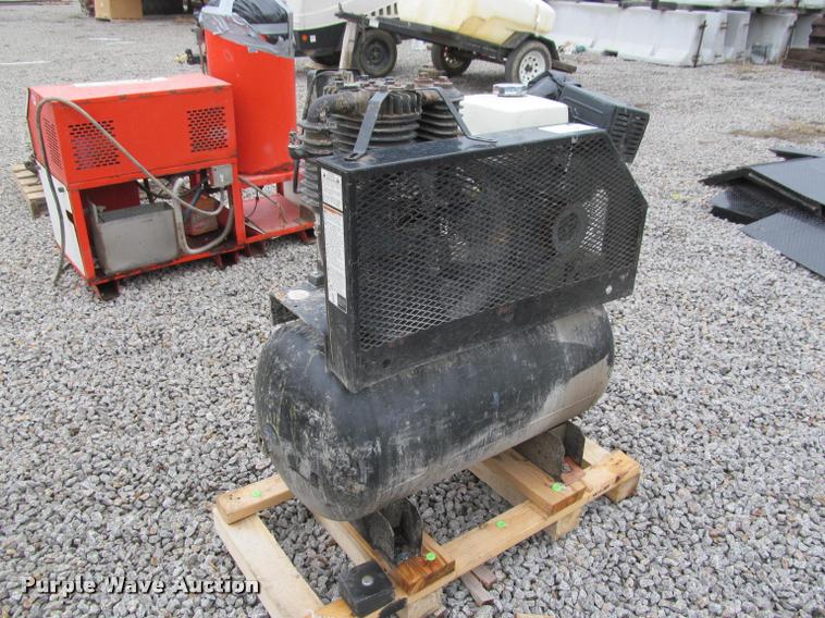 image for item DT9198 Air compressor